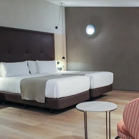 Hotel Gran Barcino 4*