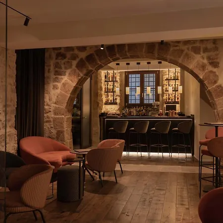 Gran Barcino 4 Estrellas Superior Hotel 4*