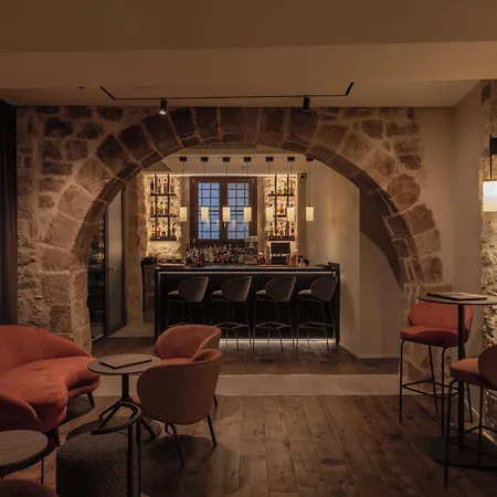 Gran Barcino 4 Estrellas Superior Hotel