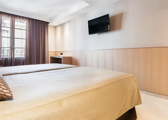 Hotel Gran Barcino 4 Estrellas Superior 4*