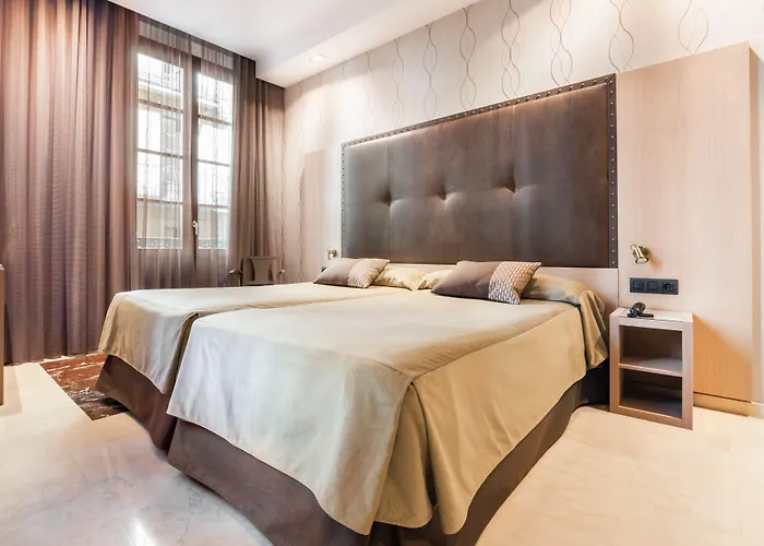 Gran Barcino 4 Estrellas Superior Hotel