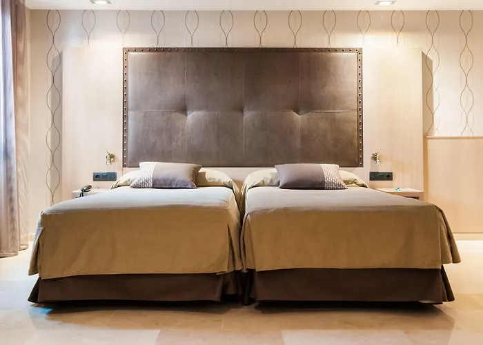 Gran Barcino 4 Estrellas Superior Hotel 4*