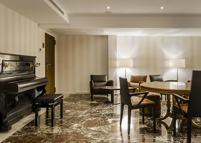 Hotel Gran Barcino 4 Estrellas Superior 4*