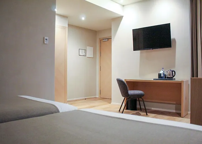 Gran Barcino 4 Estrellas Superior Hotel