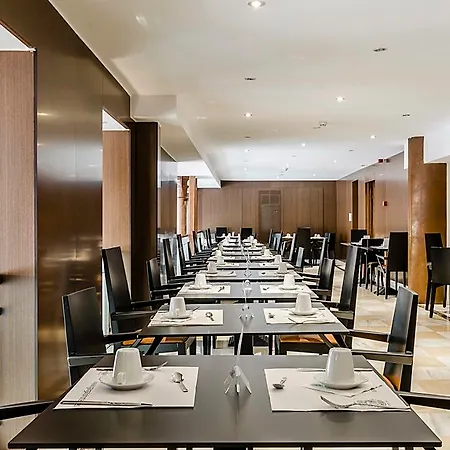 Gran Barcino מלון